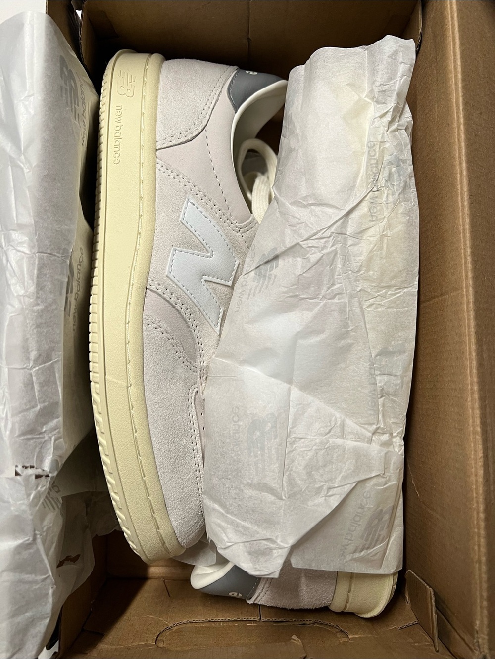 New Balance T500 Grey Low-Top Sneakers - Picture 13 of 15